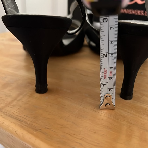 NINA DRESS SHOES•SLING BACK•SIZE 11•GREAT FOR HOLIDAYS & SPECIAL EVENTS - Picture 6 of 9